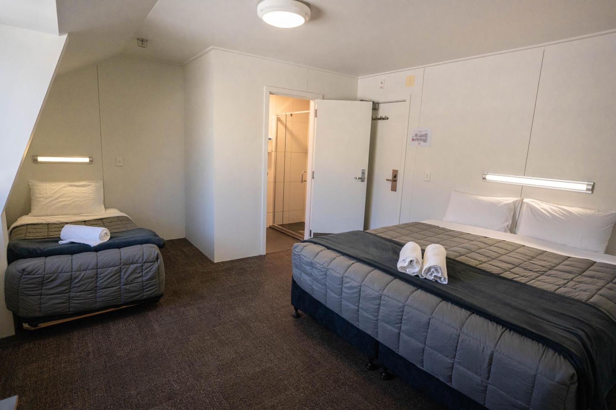 The Brownston Hostel Wanaka Luaran gambar